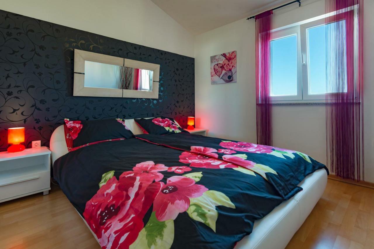 Apartment Ina Πούλα Εξωτερικό φωτογραφία