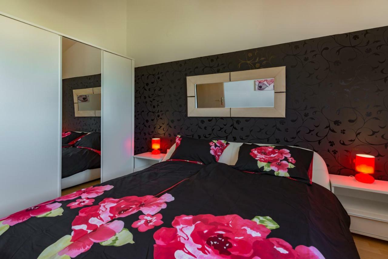 Apartment Ina Πούλα Εξωτερικό φωτογραφία
